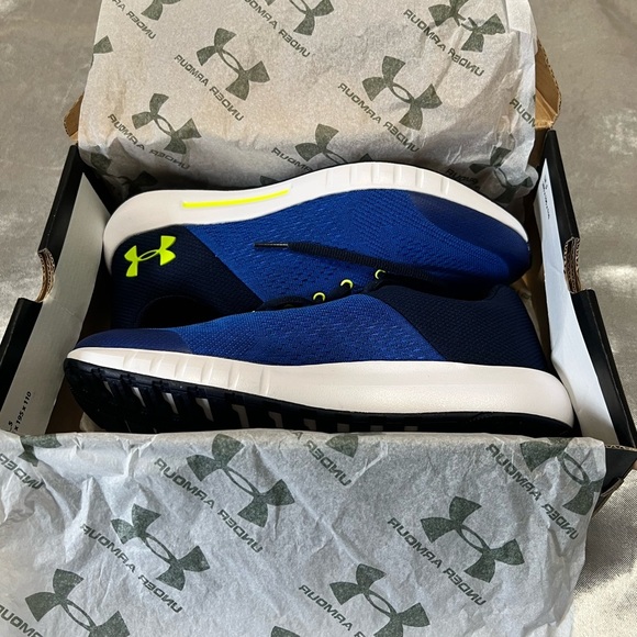 - UNDER ARMOUR YOUTH BGS PURSUIT
SNEAKERS UA KIDS RUNNING BLUE
SHOES - Picture 5 of 7